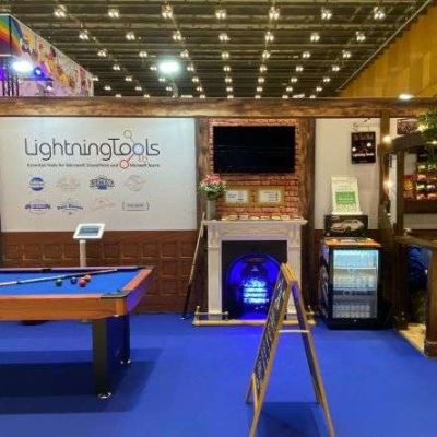 Booth Day 1_LR
